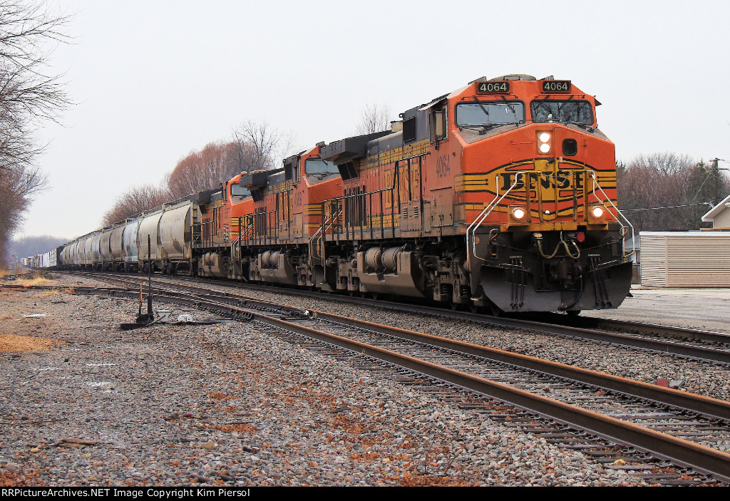 BNSF 4064